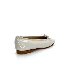 l'arianna L'Arianna 1705 Cuir Vernis Creme Ballerines