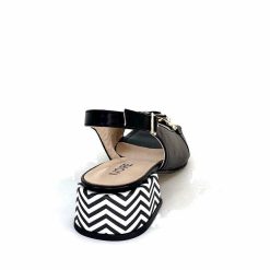 Ivoire0352 Ivoire K254 Lena Cucita Cuir Noir Sandales