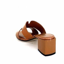 Ivoire0352 Ivoire F1555 Dario 3 Cuir Marron Cognac Mules