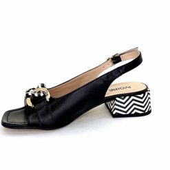 Ivoire0352 Ivoire K254 Lena Cucita Cuir Noir Sandales