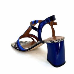 Ivoire0352 Ivoire K251 Vally Cuir Bleu Metallique Sandales